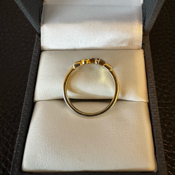 Engild(TM) round white diamond accent 14K gold over sterling LOVE ring. Sz 7. - Picture 4 of 4